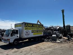 Best Retail Junk Removal  in Watford City, ND